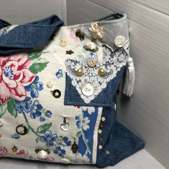 TOTE BAG HANDCRAFTED LUCY ISAACS CHARMS - Picture 3 of 15